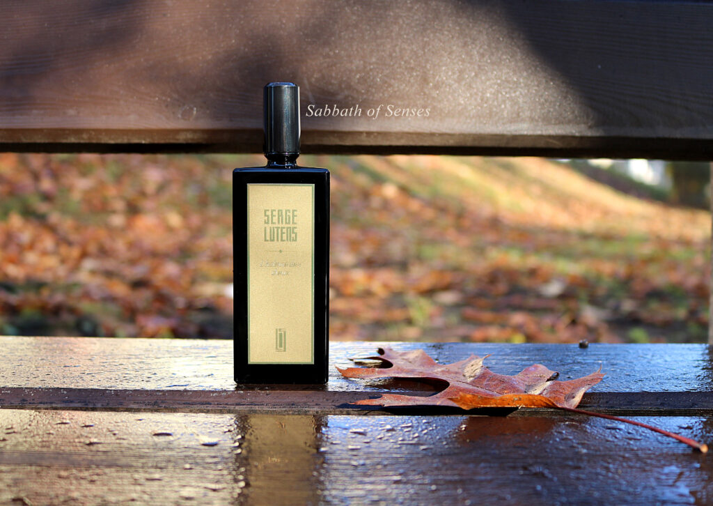 Flakon perfum Serge Lutens